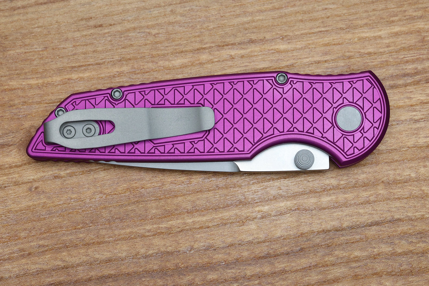 PRO-TECH TR-3 INTEGRITY - INT105-PURPLE - PURPLE "RELIC" TEXTURED ALUMINUM HANDLE - STONEWASH S35VN BLADE