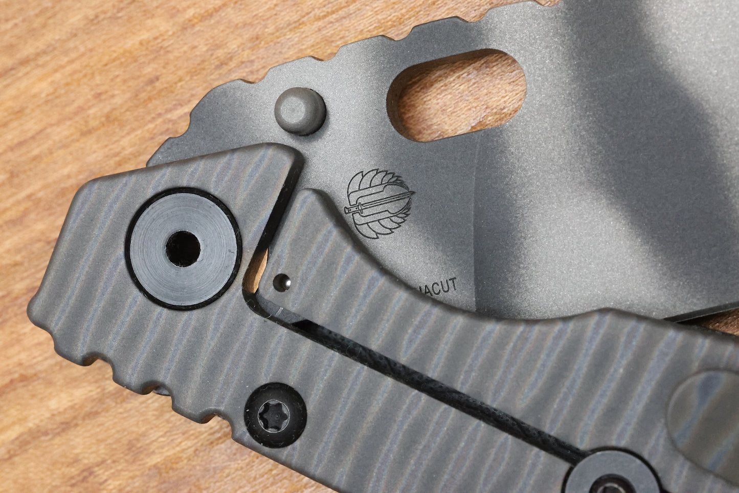 STRIDER KNIVES SMF - TIGER STRIPE MAGNACUT