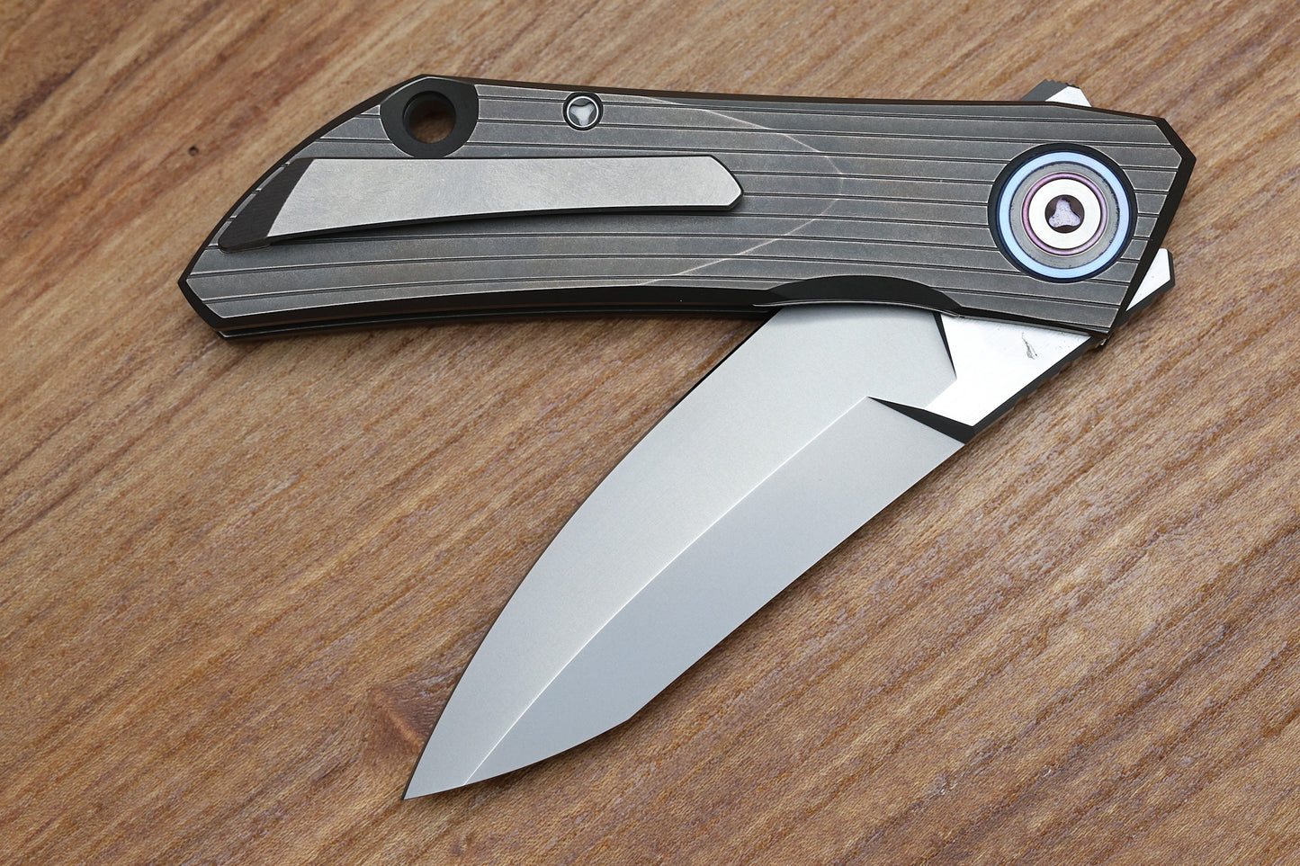 SHIROGOROV "LIMITED EDITION" SINKEVICH DESIGN FAT STRIP - MAGNACUT BLADE - TITANIUM HANDLE - MRBS