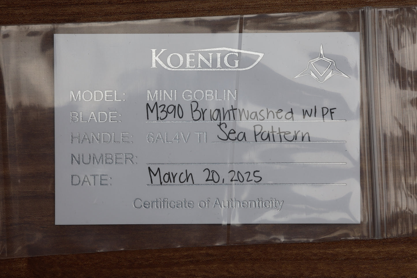 KOENIG MINI GOBLIN - SEA PATTERN TITANIUM HANDLE - BRIGHTWASHED W/ POLISHED FLATS M390 BLADE
