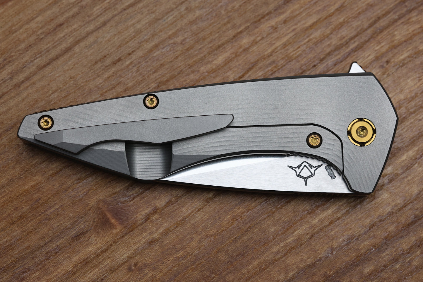KOENIG MINI GOBLIN - SEA PATTERN TITANIUM HANDLE - BRIGHTWASHED W/ POLISHED FLATS M390 BLADE