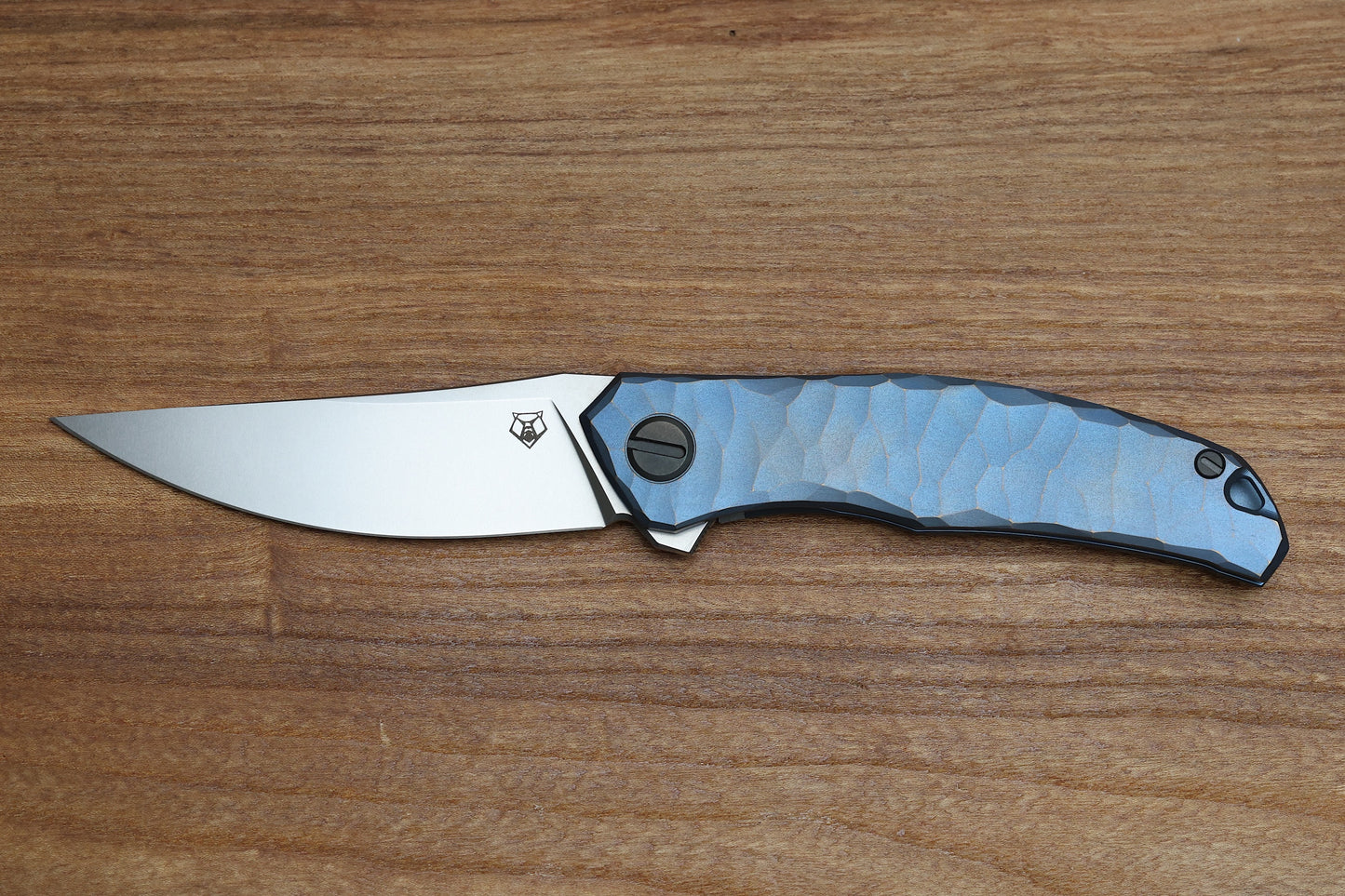 SHIROGOROV KNIVES / RIP KNIVES QUANTUM “BLUE MACHINE” – CROMAX PM BLADE – MRBS