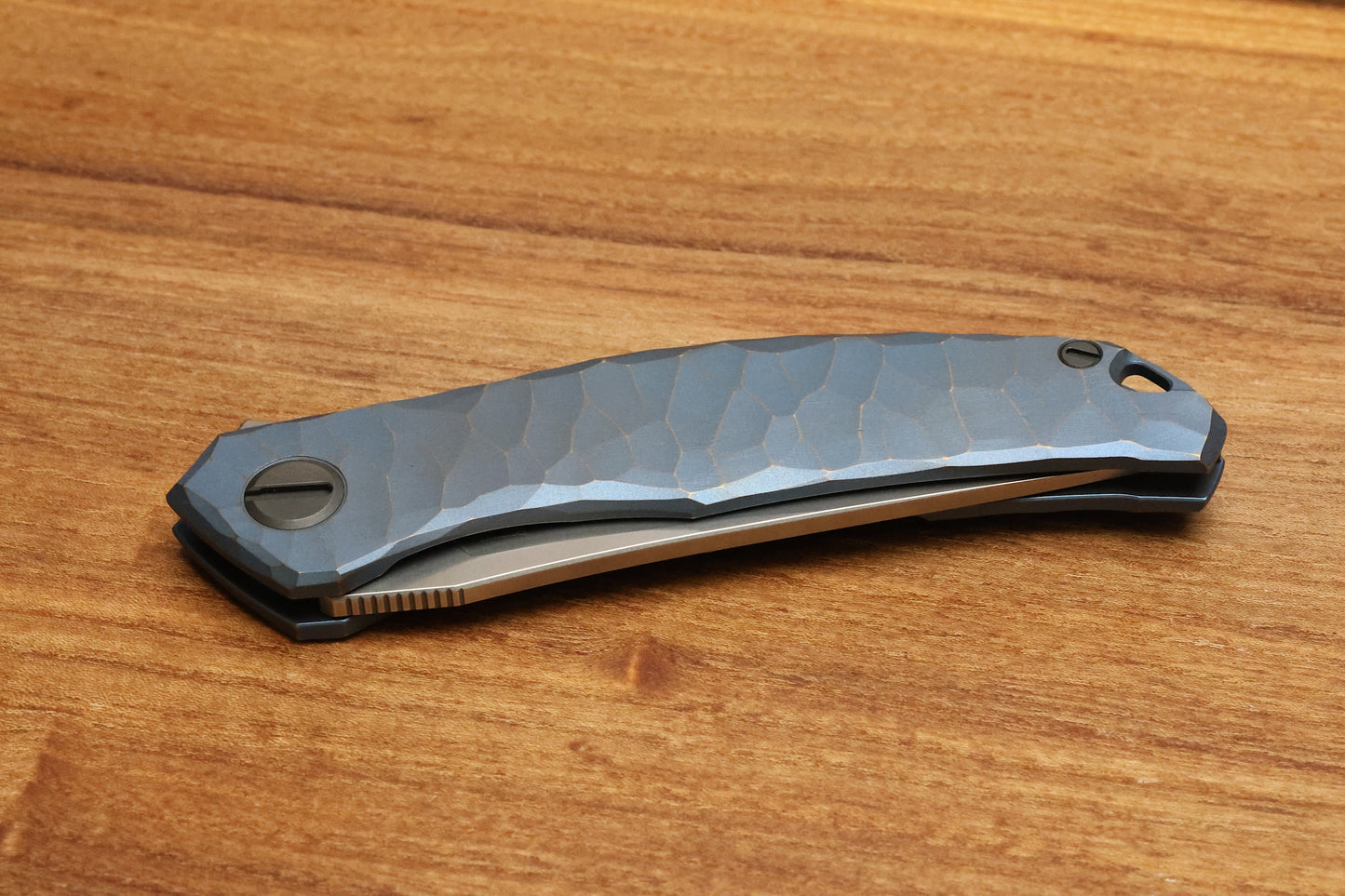 SHIROGOROV KNIVES / RIP KNIVES QUANTUM “BLUE MACHINE” – CROMAX PM BLADE – MRBS