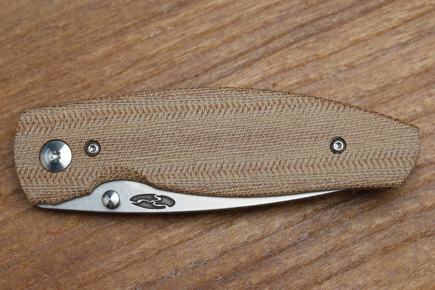 THREE RIVERS MANUFACTURING NEUTRON 2 CONTOURED OD NATURAL MICARTA 3" 20CV STONEWASH