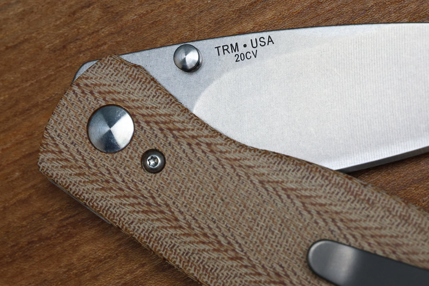 THREE RIVERS MANUFACTURING NEUTRON 2 CONTOURED OD NATURAL MICARTA 3" 20CV STONEWASH