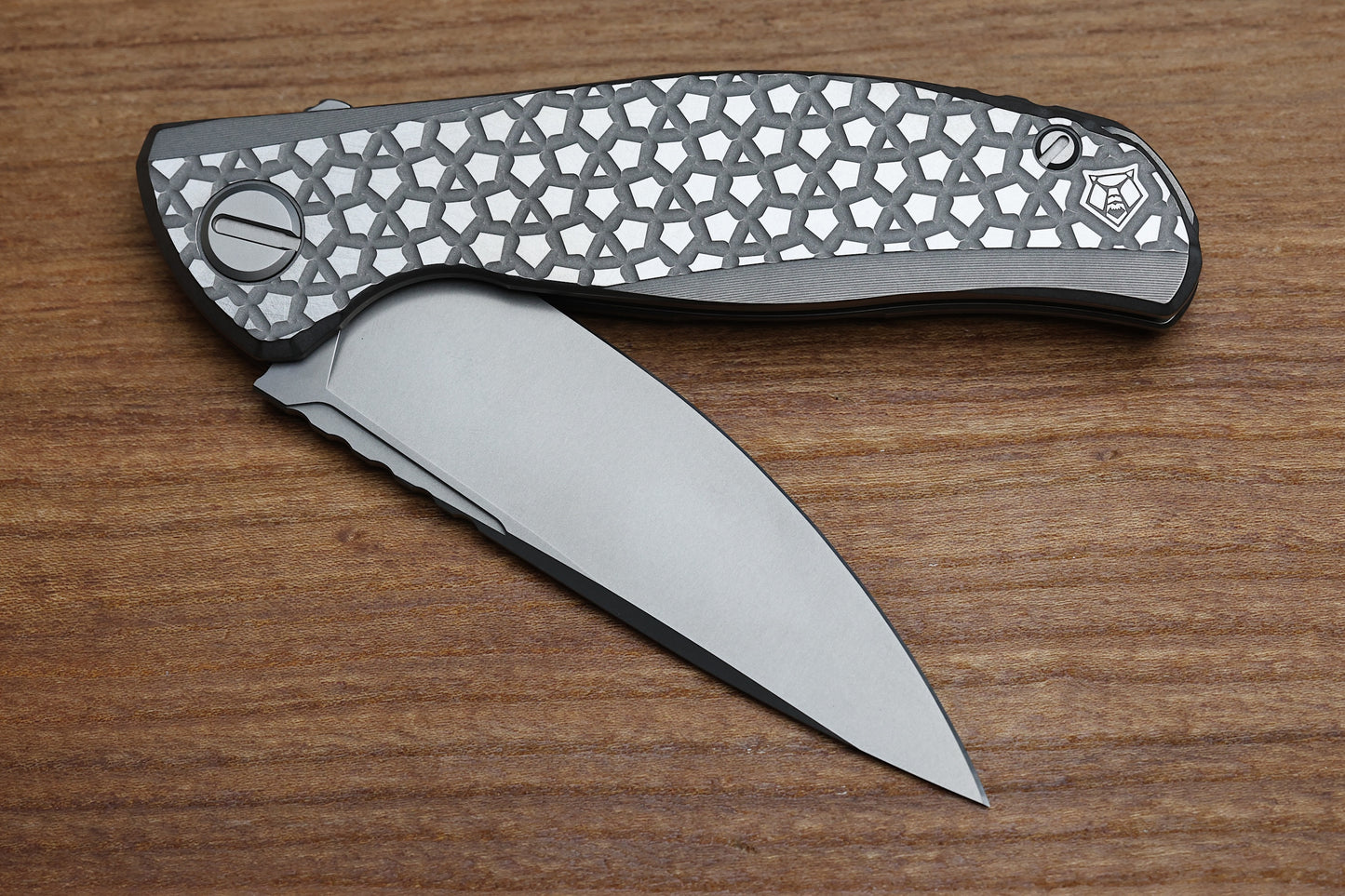 SHIROGOROV F95 BEAR PATTERN - TITANIUM HANDLE - M390 BLADE - MRBS
