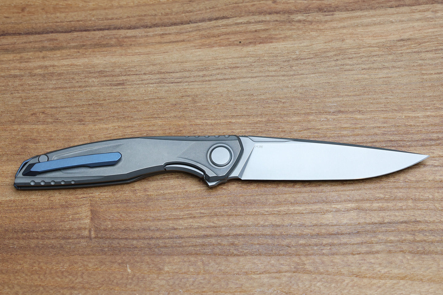 SHIROGOROV ASTRUM W/ BLUE ACCENTS - M390 BLADE - MRBS