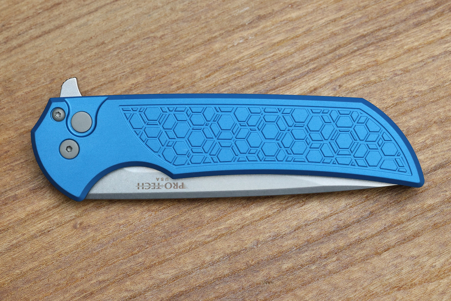 MORDAX - BLUE "GRIDLOCK" TEXTURED HANDLE - STONEWASH MAGNACUT BLADE - MX105-BLUE-GRIDLOCK