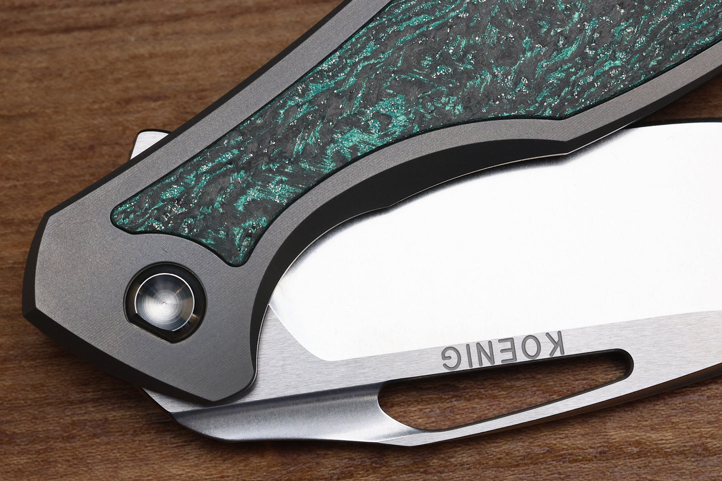 KOENIG KNIVES MINI ARIUS FLIPPER - TEAL MAGNETIC CARBOTI INLAY M390