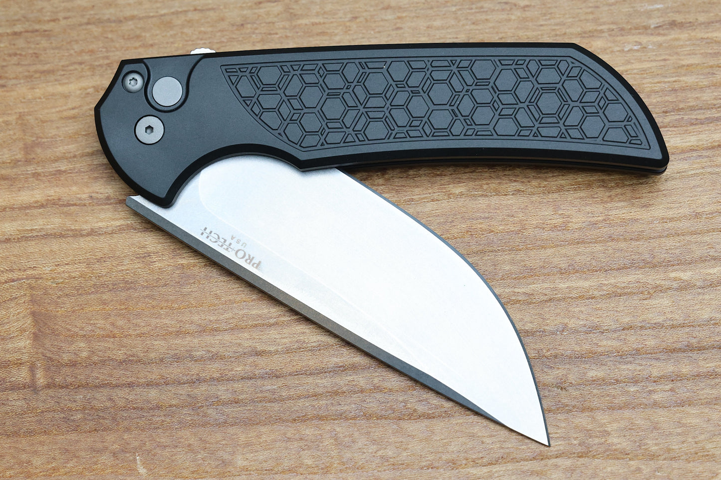 PRO-TECH MORDAX GRIDLOCK BLACK HANDLE & STONEWASH MAGNACUT MX105 GRIDLOCK