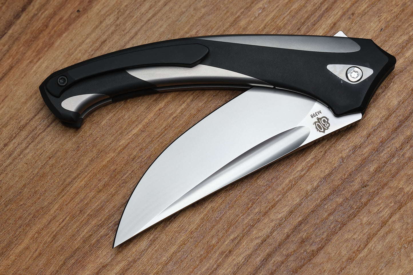 POIKILO BLADE ORCA STANDARD W/ TITANIUM HANDLES & PEARLESCENT STONEWASH M398