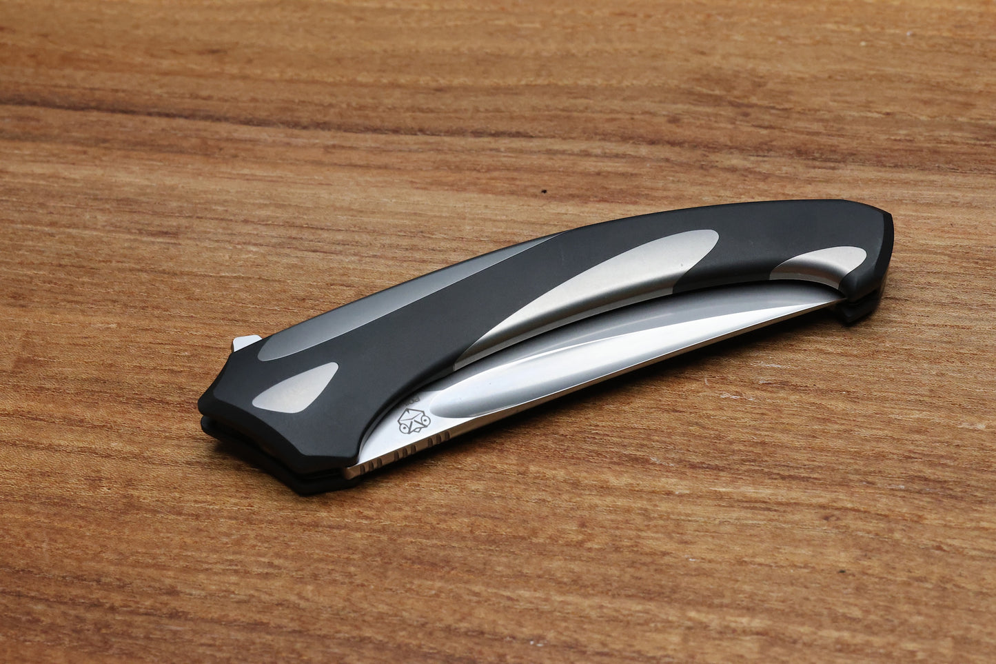 POIKILO BLADE ORCA STANDARD W/ TITANIUM HANDLES & PEARLESCENT STONEWASH M398