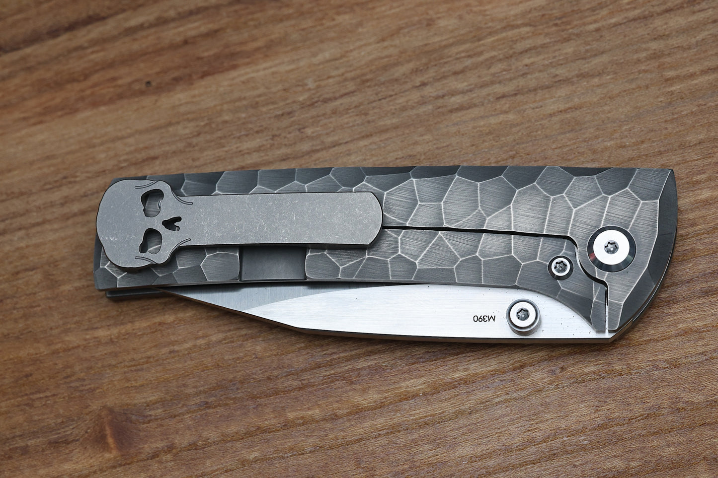 CHAVES KNIVES SCAPEGOAT STREET FULL ROCKED TITANIUM STONEWASH 3.5" M390 BELT SATIN
