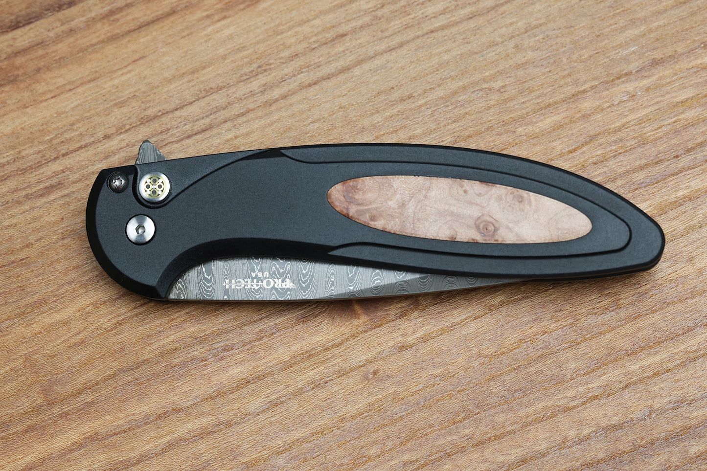 PRO-TECH CAMBRIA CUSTOM MANUAL BLACK ALUMINUM HANDLES W/ MAPLE BURL INLAY & CHAD NICHOLS DAMASCUS CUSTOM 005