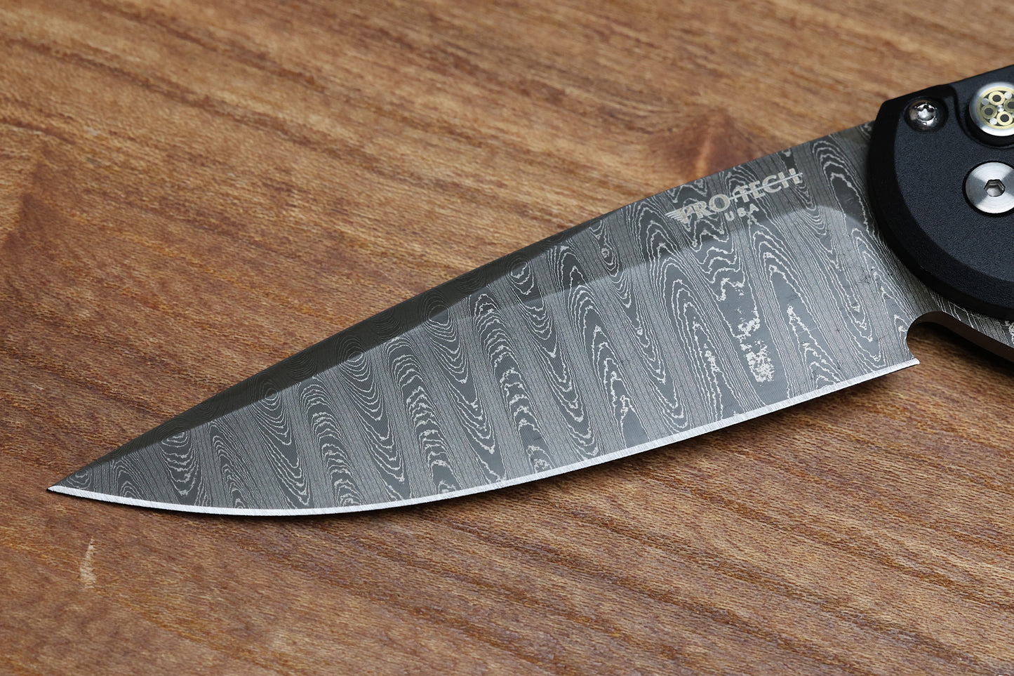 PRO-TECH CAMBRIA CUSTOM MANUAL BLACK ALUMINUM HANDLES W/ MAPLE BURL INLAY & CHAD NICHOLS DAMASCUS CUSTOM 005