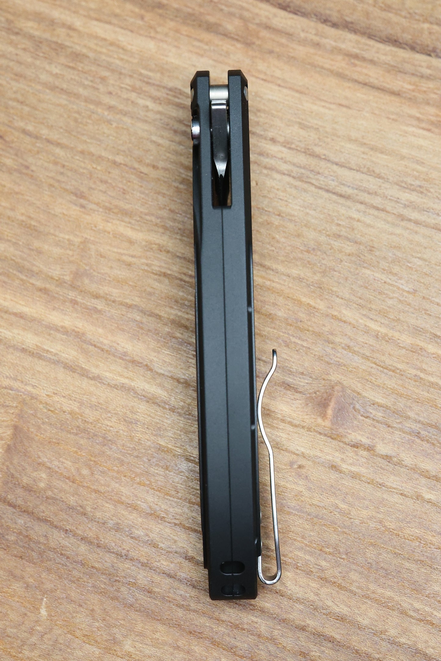 PRO-TECH CAMBRIA 2 - CF2101-LTD TC RED - BLACK ALUMINUM HANDLE - RED TECHOCARBO INLAY - MAGNACUT BLADE