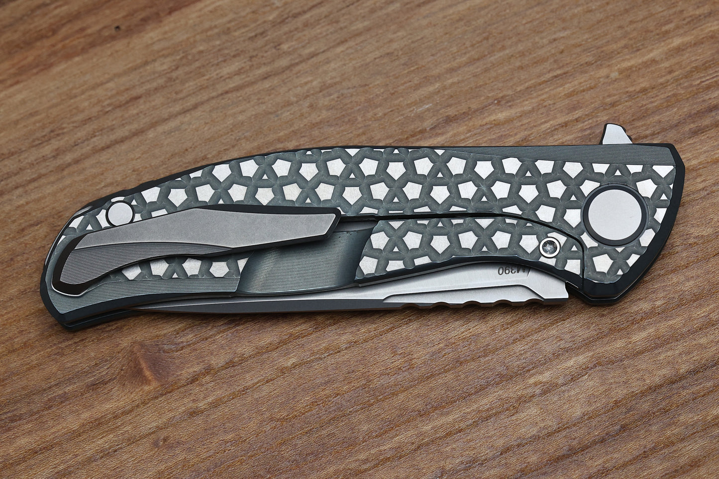 F95 BEAR PATTERN - TURQUOISE TITANIUM HANDLE - M390 BLADE - MRBS