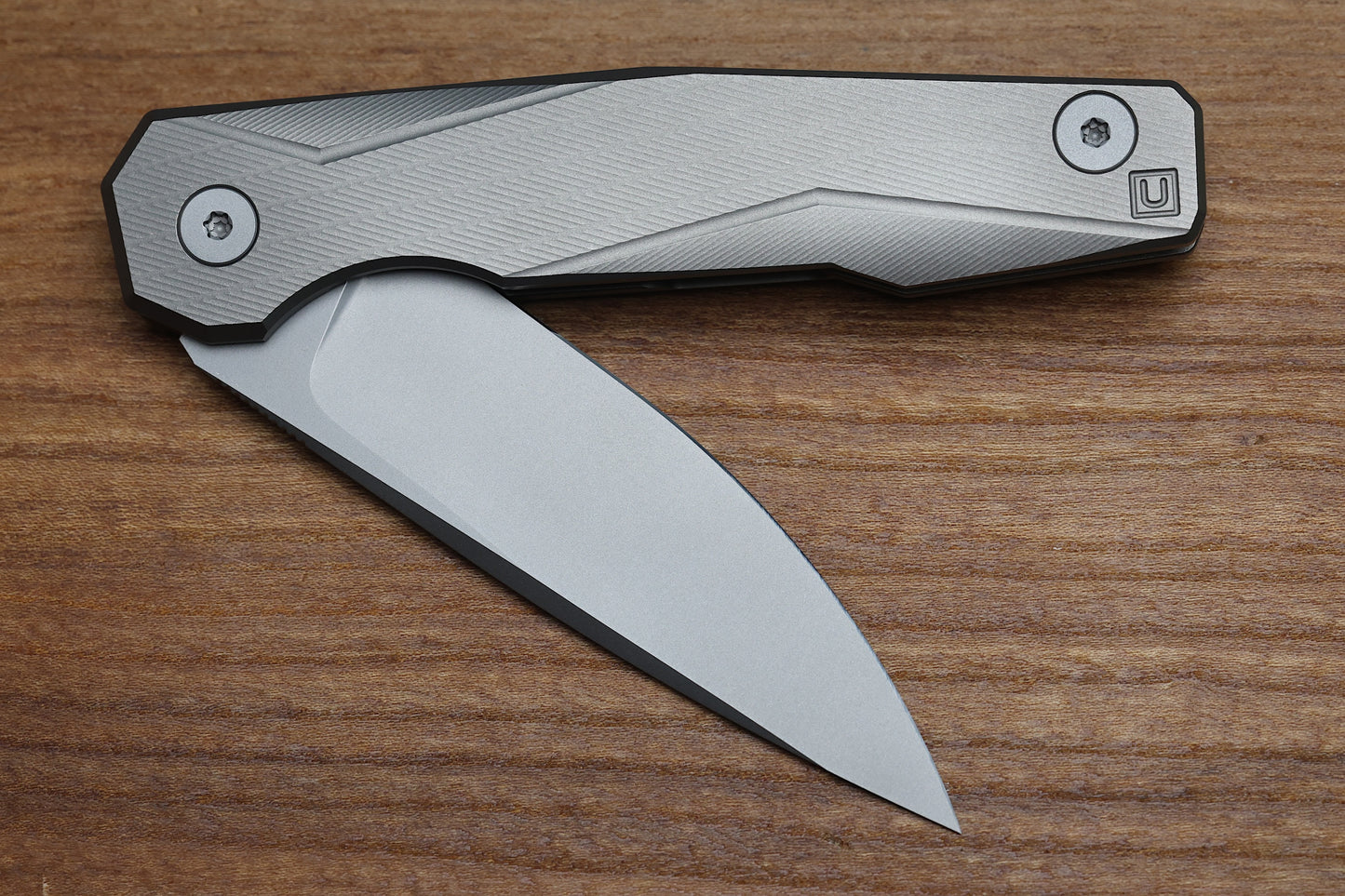 ULDANOV KNIVES R1 W/MILLED TITANIUM FRAME & MAGNACUT #123