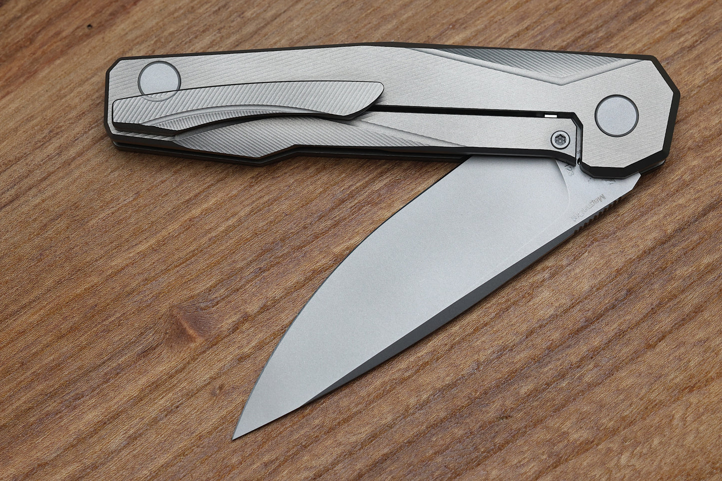 ULDANOV KNIVES R1 W/MILLED TITANIUM FRAME & MAGNACUT #123