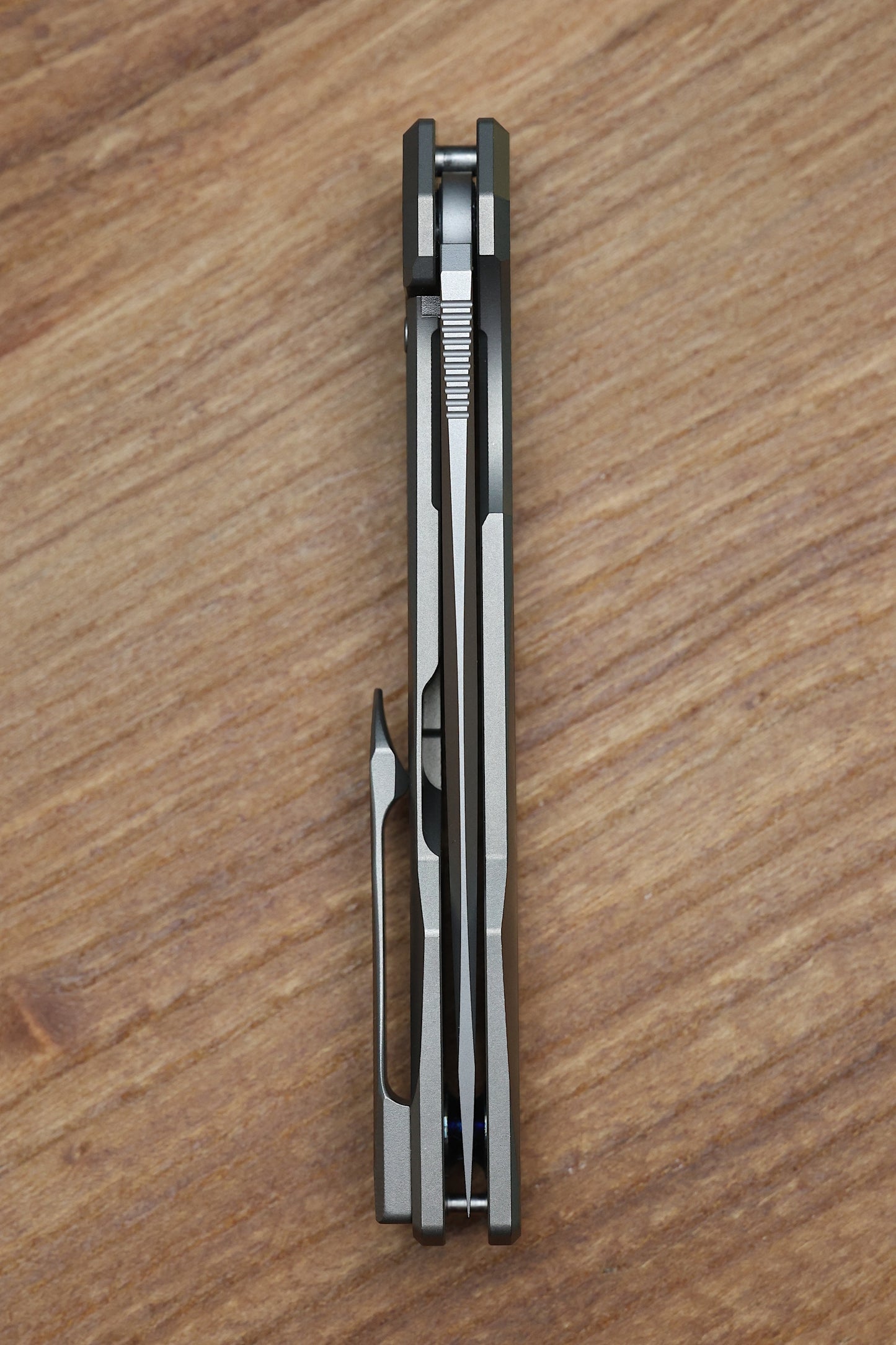 ULDANOV KNIVES R1 W/MILLED TITANIUM FRAME & MAGNACUT #123