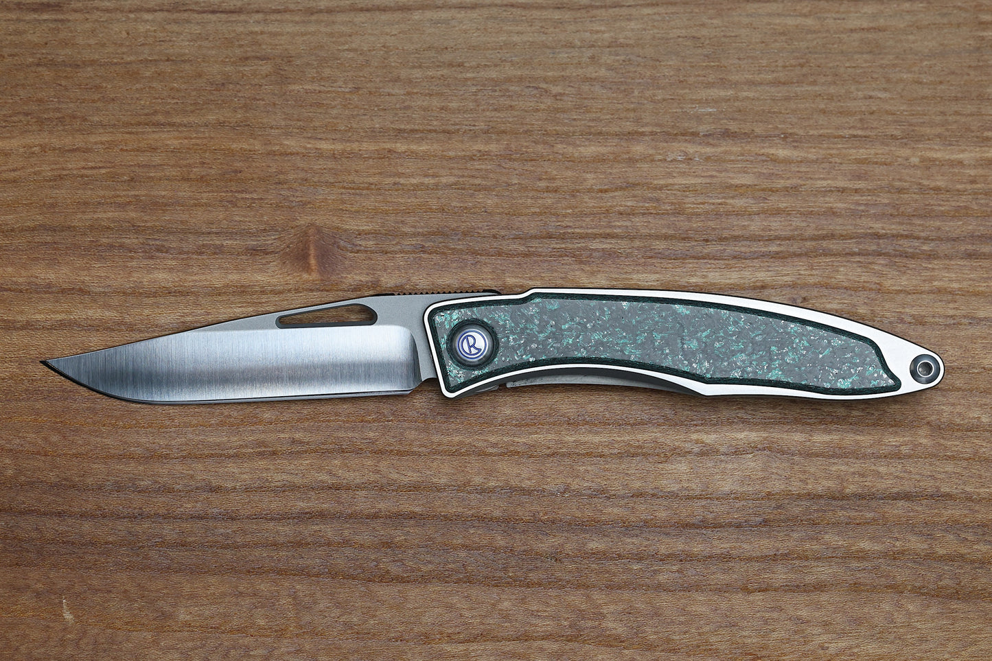 CHRIS REEVE MNANDI - TEAL MAGNETIC CARBOTI INLAY - MAGNACUT BLADE