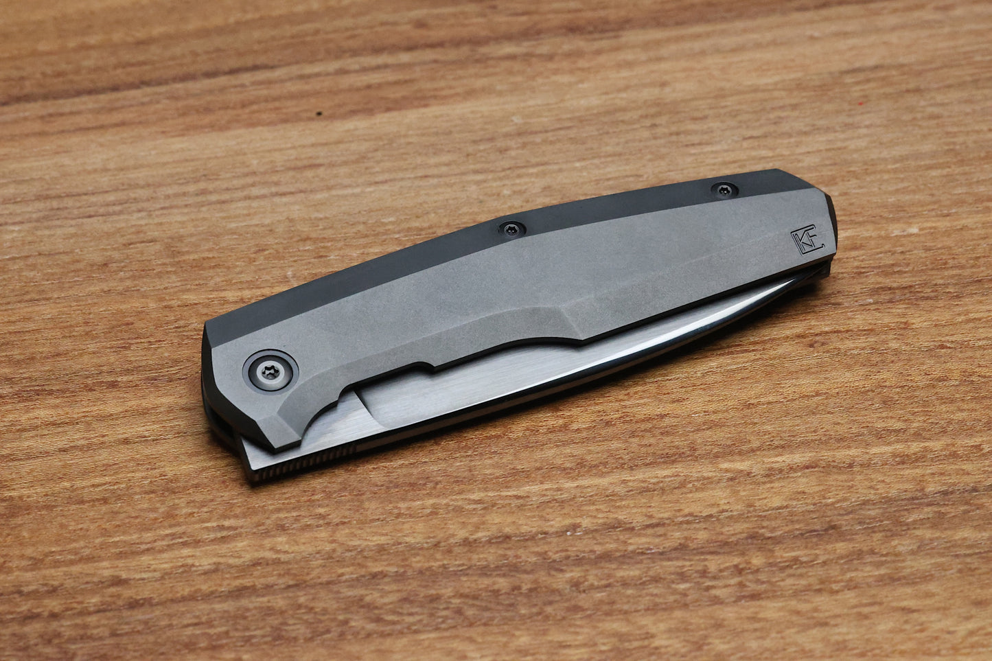CUSTOM KNIFE FACTORY FIF18 TUMBLED DLC TITANIUM HANDLES & DLC M398