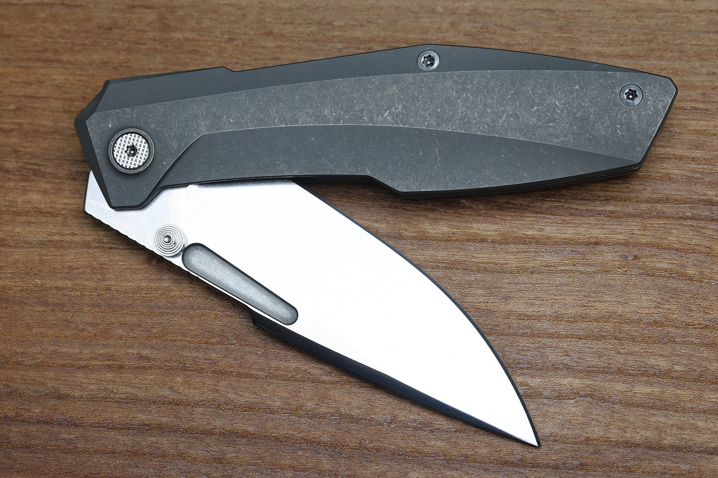 NULL KNIVES RAIDEN R2 - SMOOTH TITANIUM DARK STONEWASH HANDLE - STONEWASH MAGNACUT BLADE