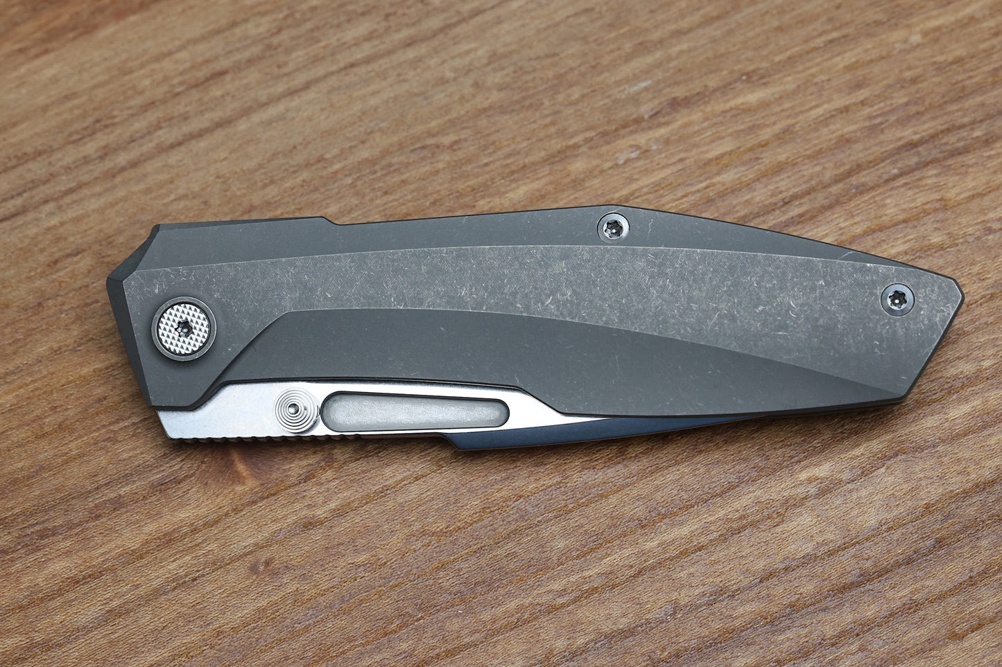 NULL KNIVES RAIDEN R2 - SMOOTH TITANIUM DARK STONEWASH HANDLE - STONEWASH MAGNACUT BLADE