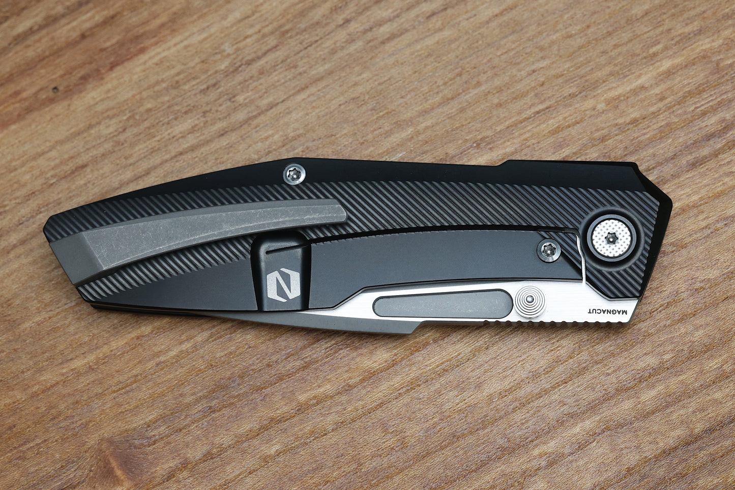 NULL KNIVES RAIDEN R2 - MILLED LINES TITANIUM BLACK PVD HANDLE - DARK STONEWASH W/ SATIN FLATS MAGNACUT BLADE