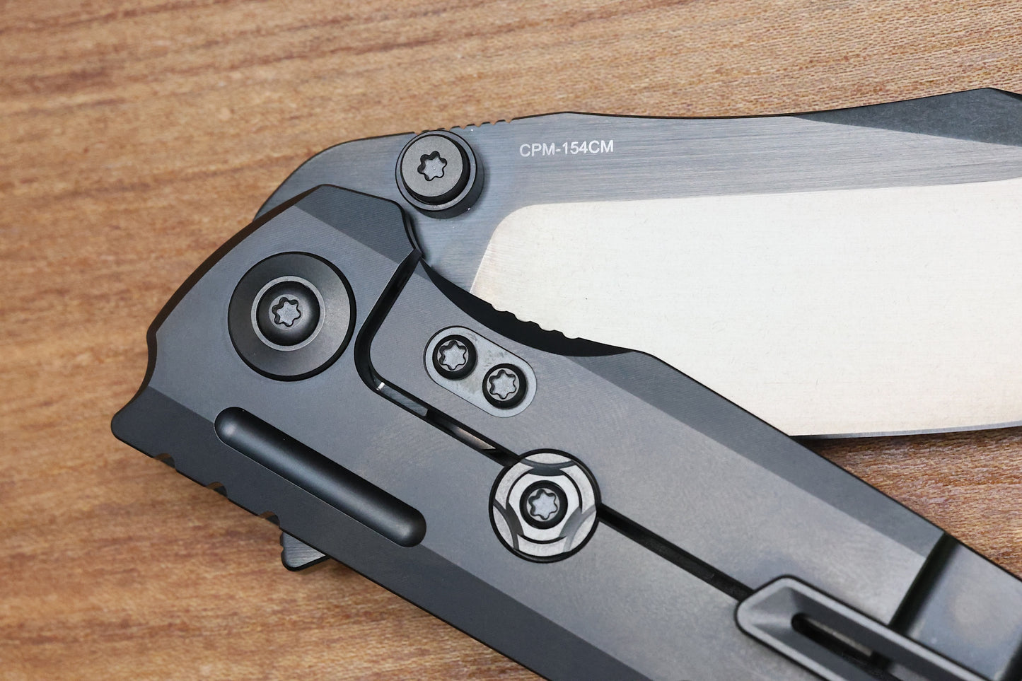 REATE KNIVES DISTRICT 9D-V2 CARBON FIBER DLC