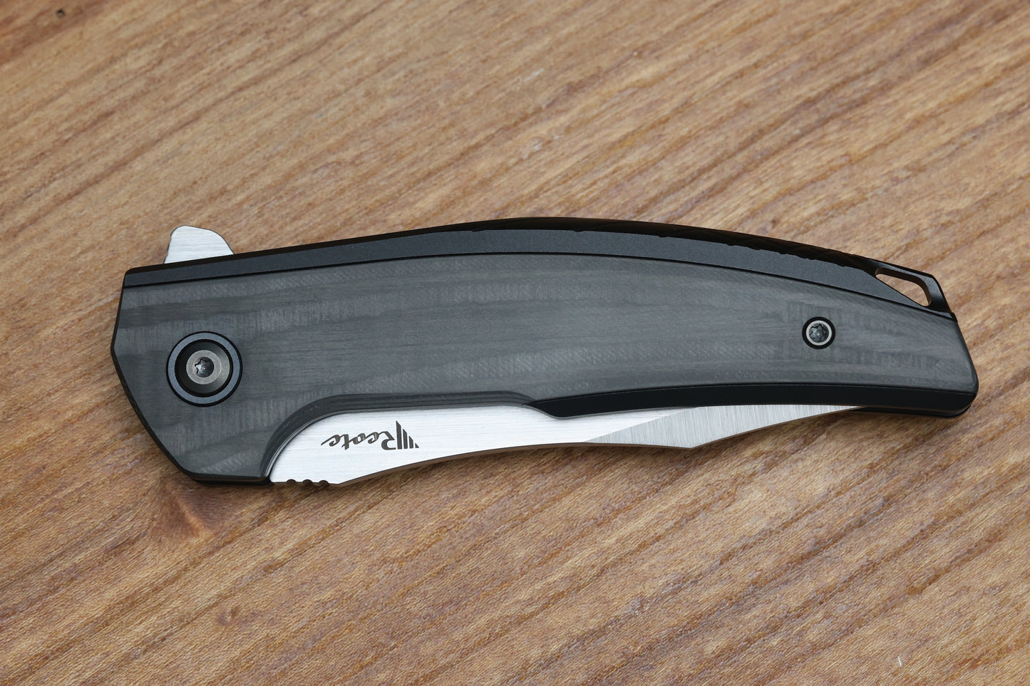 REATE KNIVES JACK JR. BLACK ALUMINUM INTEGRAL HANDLE W/ CARBON FIBER INLAY & SATIN S30V