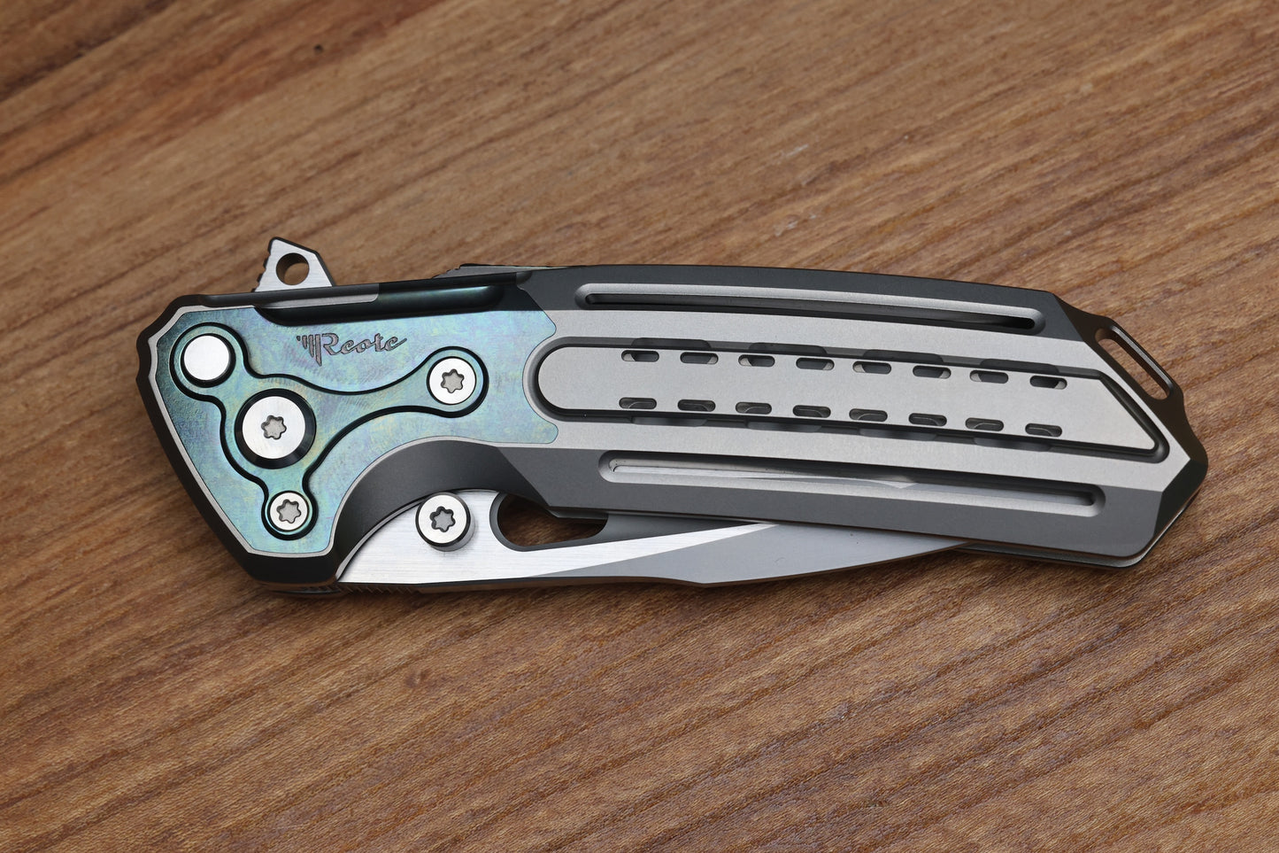REATE T600 INTEGRAL- MARBLEIZED GREEN ZIRCONIUM ACCENT