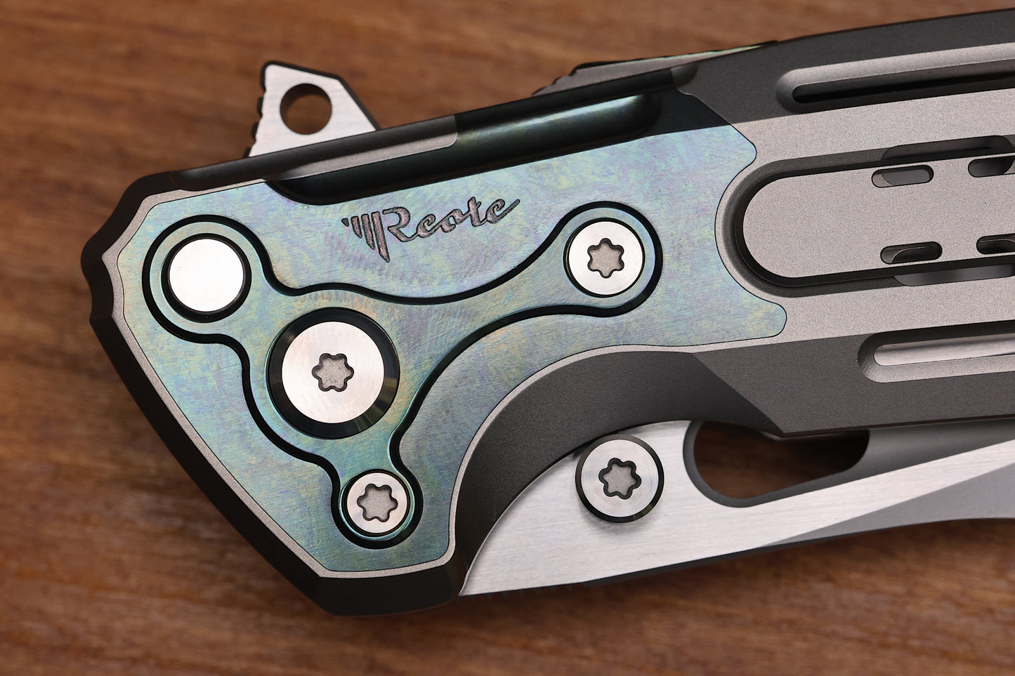 REATE T600 INTEGRAL- MARBLEIZED GREEN ZIRCONIUM ACCENT
