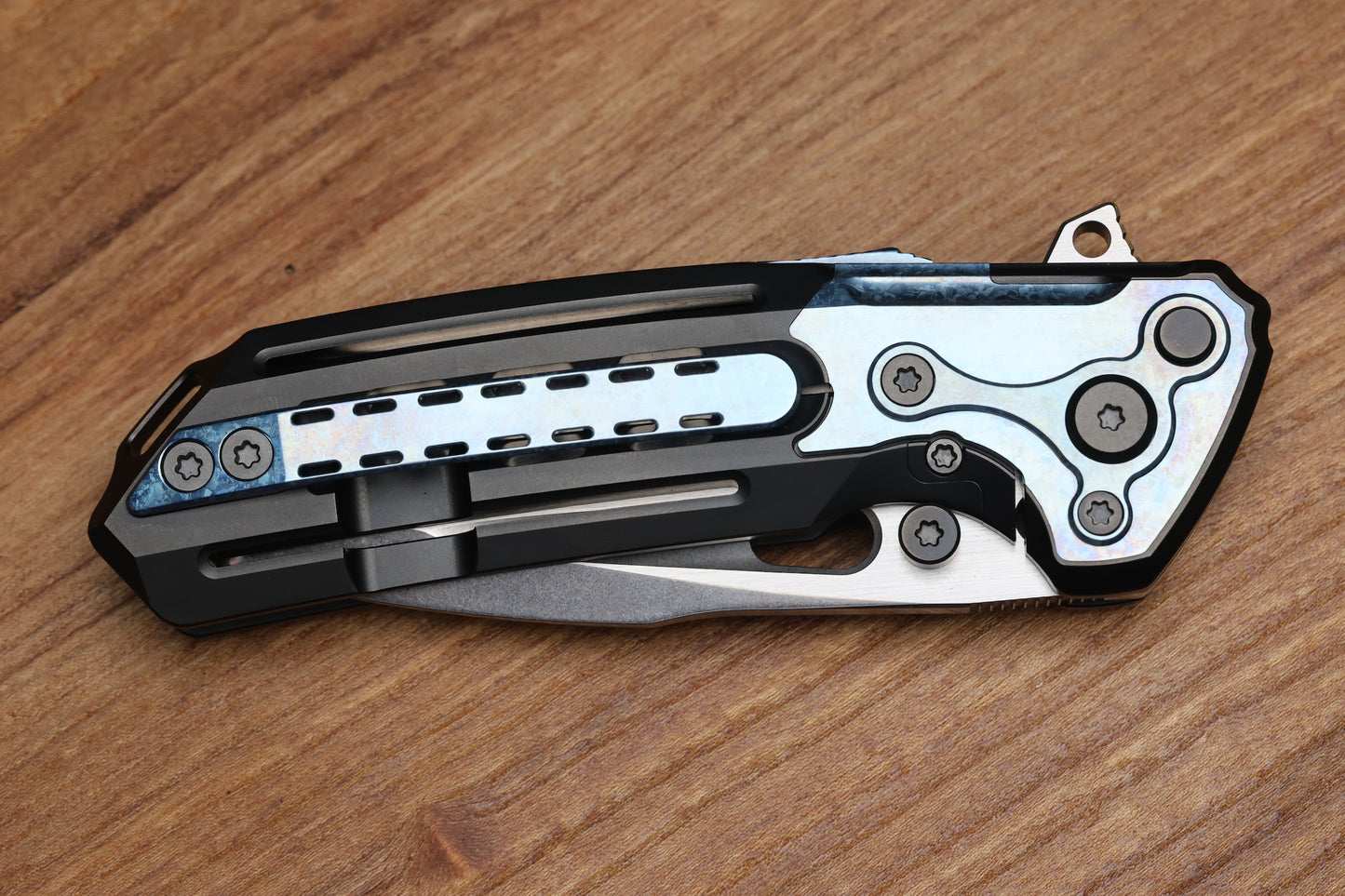 REATE T600 INTEGRAL DLC HANDLE - CRYSTALLIZED BLUE TITANIUM ACCENT