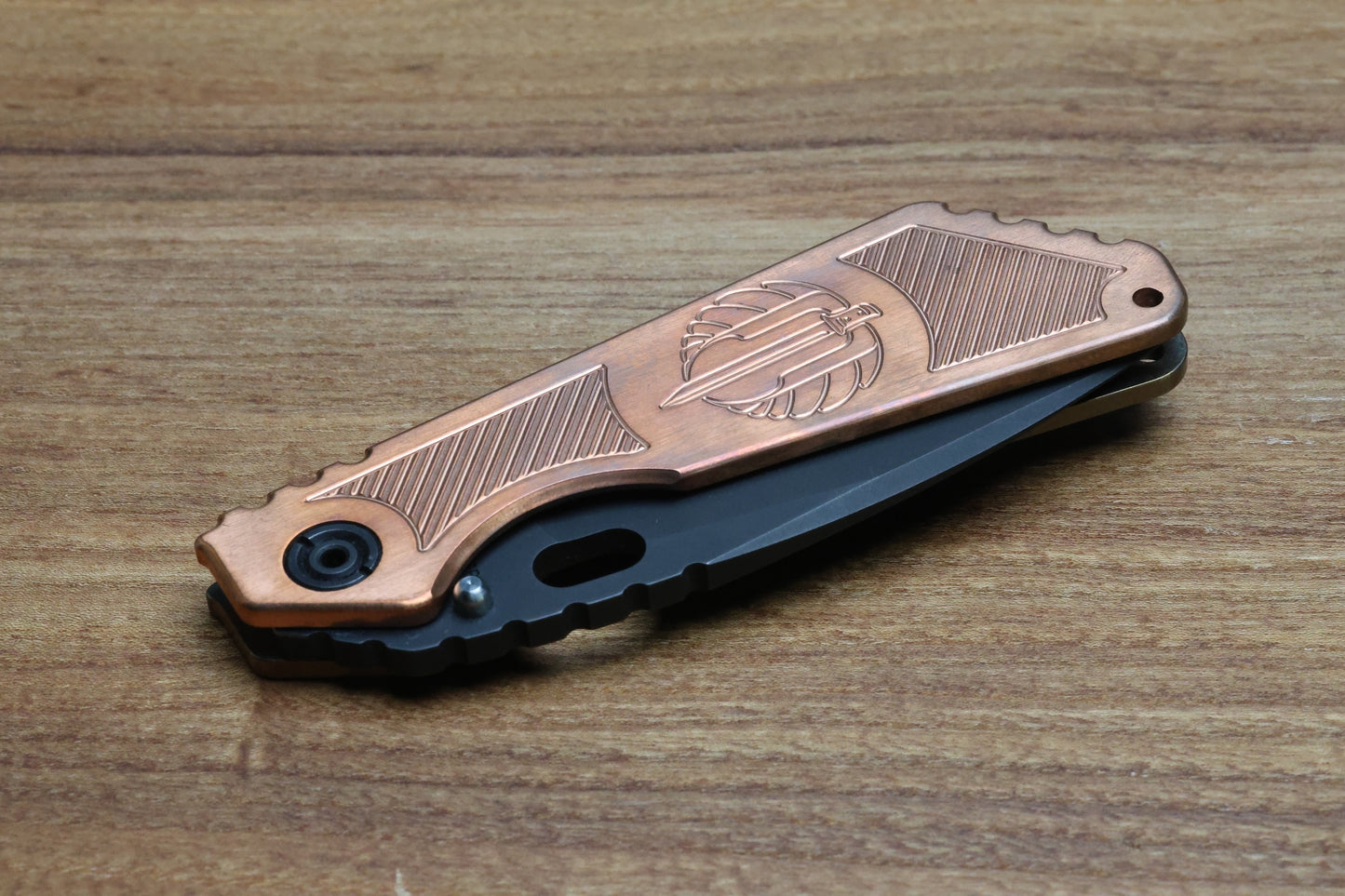 STRIDER KNIVES SMF BLACK PD#1 BLADE, COPPER TOP, HEAT TREATED TITANIUM FRAME