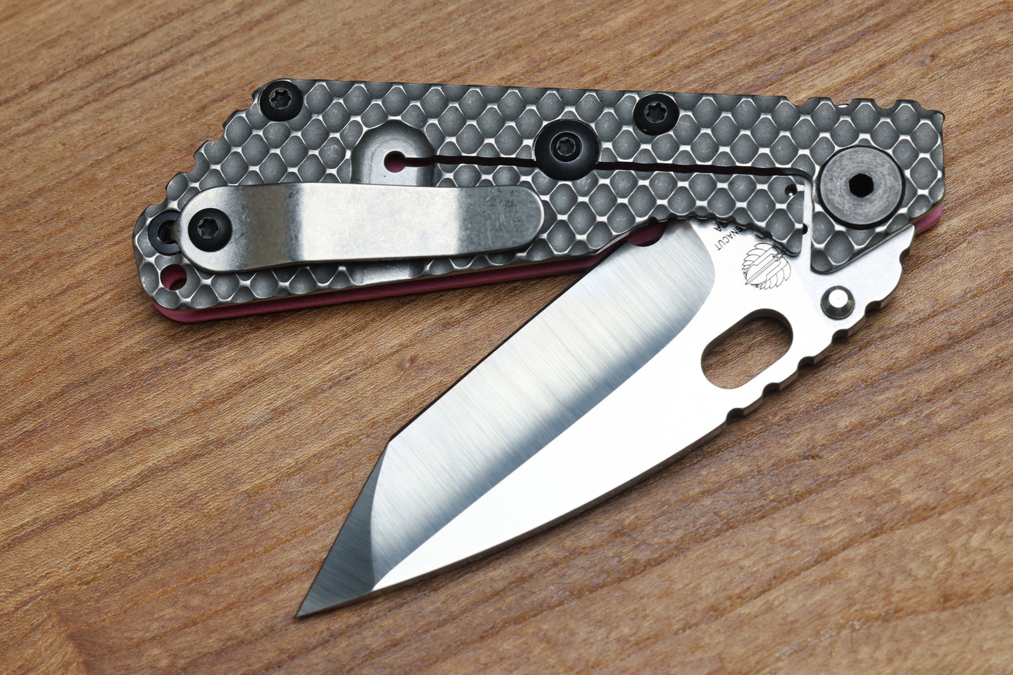STRIDER KNIVES SNG TWO-TONE SATIN/ STONEWASHED MAGNACUT TANTO BLADE, PINK G10 GUNNER GRIP TOP, STONEWASHED GUNNER GRIP TITANIUM FRAME