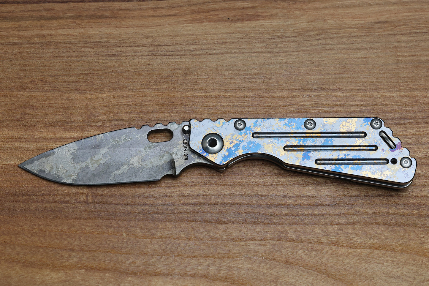 STRIDER KNIVES/ BLACKSIDE CUSTOM SPECIAL LIMITED RUN-COLLABORATION SMF MODEL, DIGICAM MAGNACUT BLADE, DIGICAM TITANIUM TOP AND FRAME