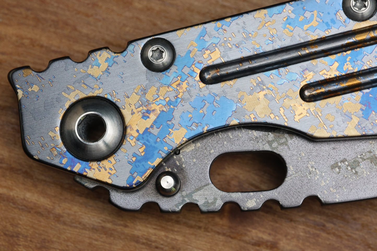 STRIDER KNIVES/ BLACKSIDE CUSTOM SPECIAL LIMITED RUN-COLLABORATION SMF MODEL, DIGICAM MAGNACUT BLADE, DIGICAM TITANIUM TOP AND FRAME
