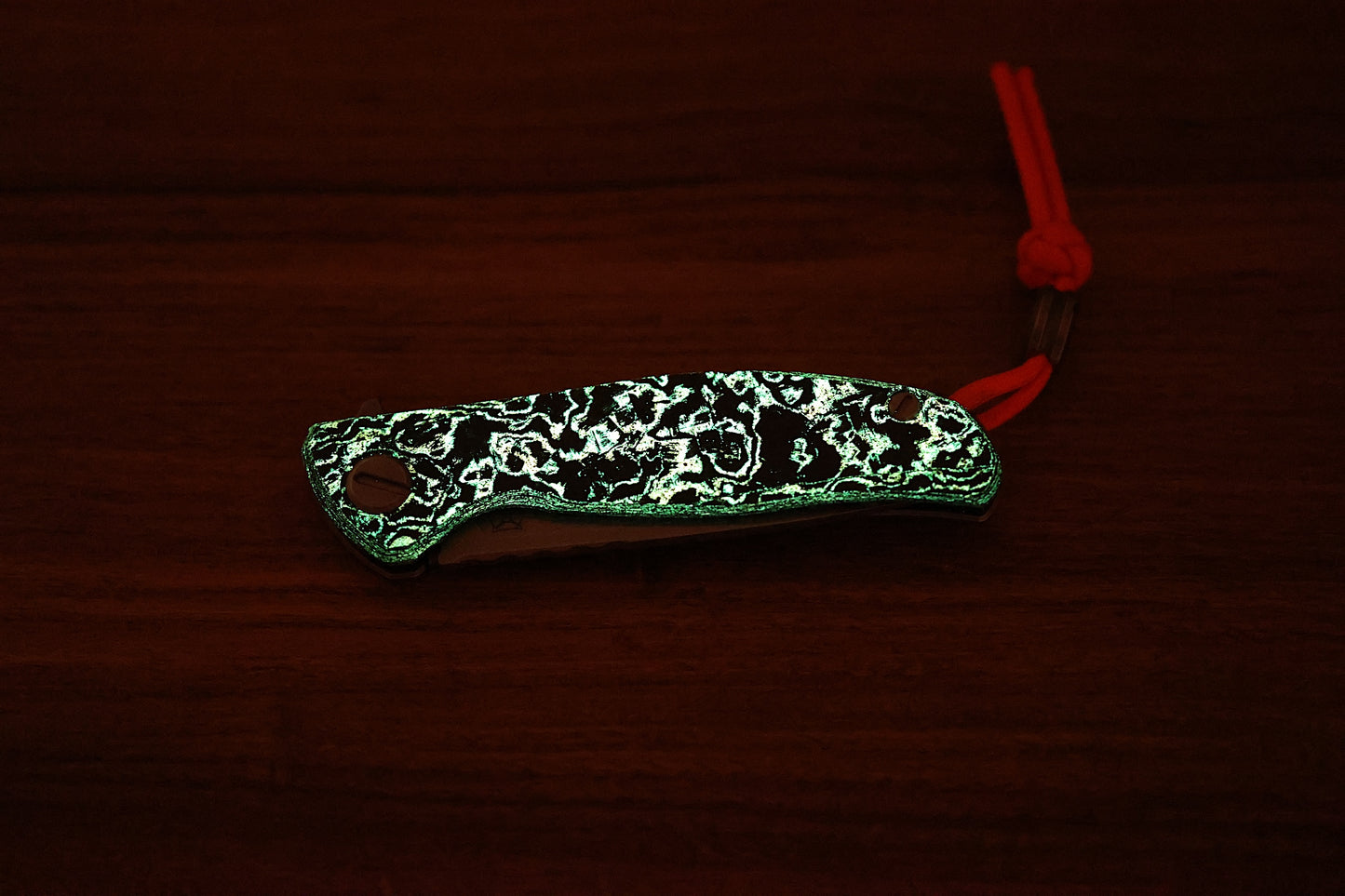 SHIROGOROV HATI HALLOWEEN EDITION – M390 BLADE – TITANIUM/ORANGE TECHNOCARBO W/ LUMINOFOR HANDLE – MRBS