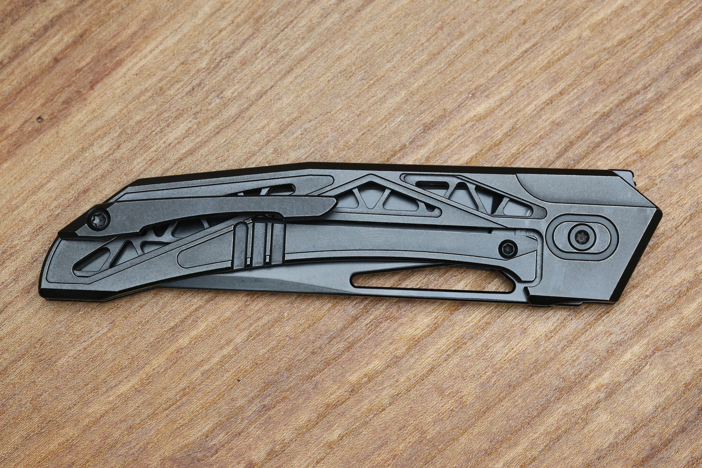 AVIAN KNIVES TOPAZA - LLK490-2 - BLACK PVD TITANIUM HANDLE - BLACK STONEWASHED MAGNACUT BLADE