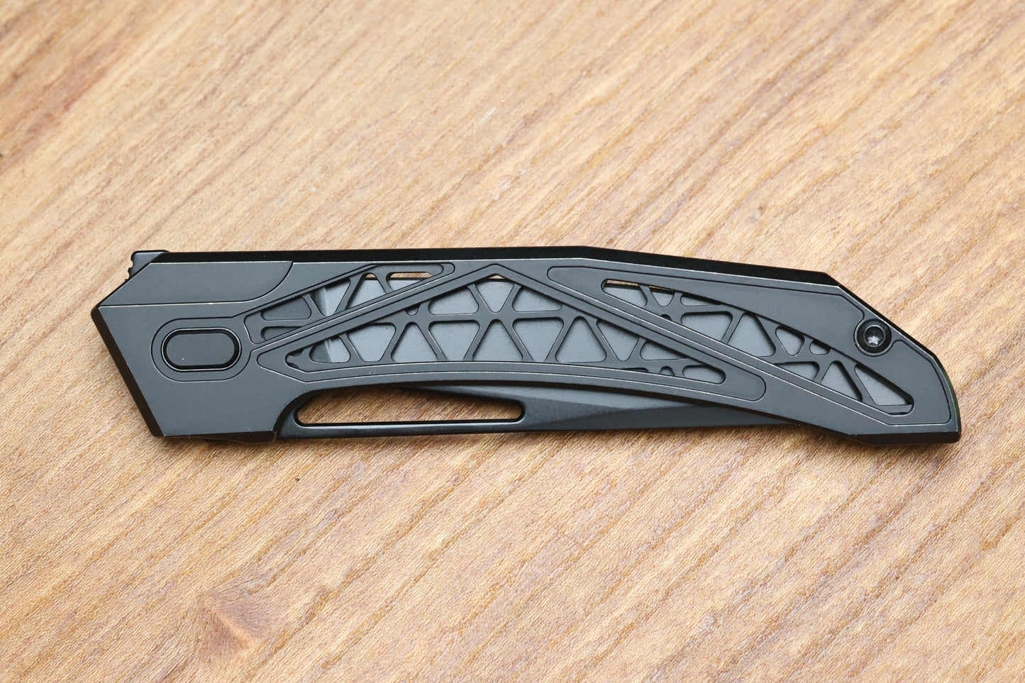 AVIAN KNIVES TOPAZA - LLK490-2 - BLACK PVD TITANIUM HANDLE - BLACK STONEWASHED MAGNACUT BLADE
