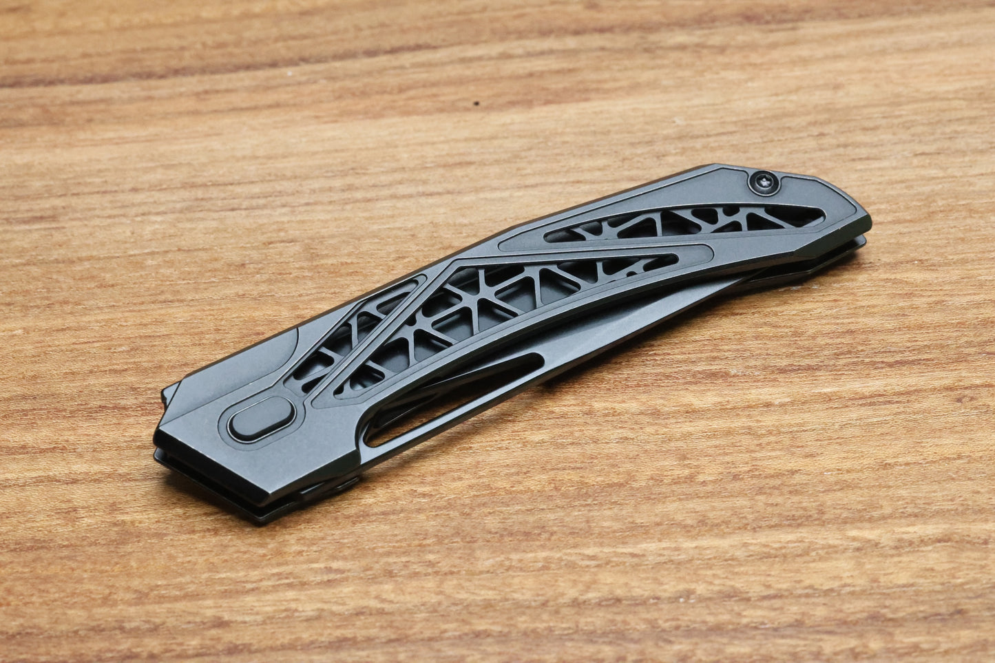 AVIAN KNIVES TOPAZA - LLK490-2 - BLACK PVD TITANIUM HANDLE - BLACK STONEWASHED MAGNACUT BLADE