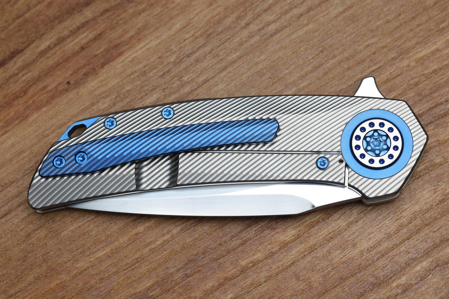 SKIFF MADE BLADES FUGITIVE- CPM154 BLADE, MILLED TITANIUM SCALES, ROYAL BLUE TI BACKSPACER, PIVOT COLLAR AND CLIP, #195