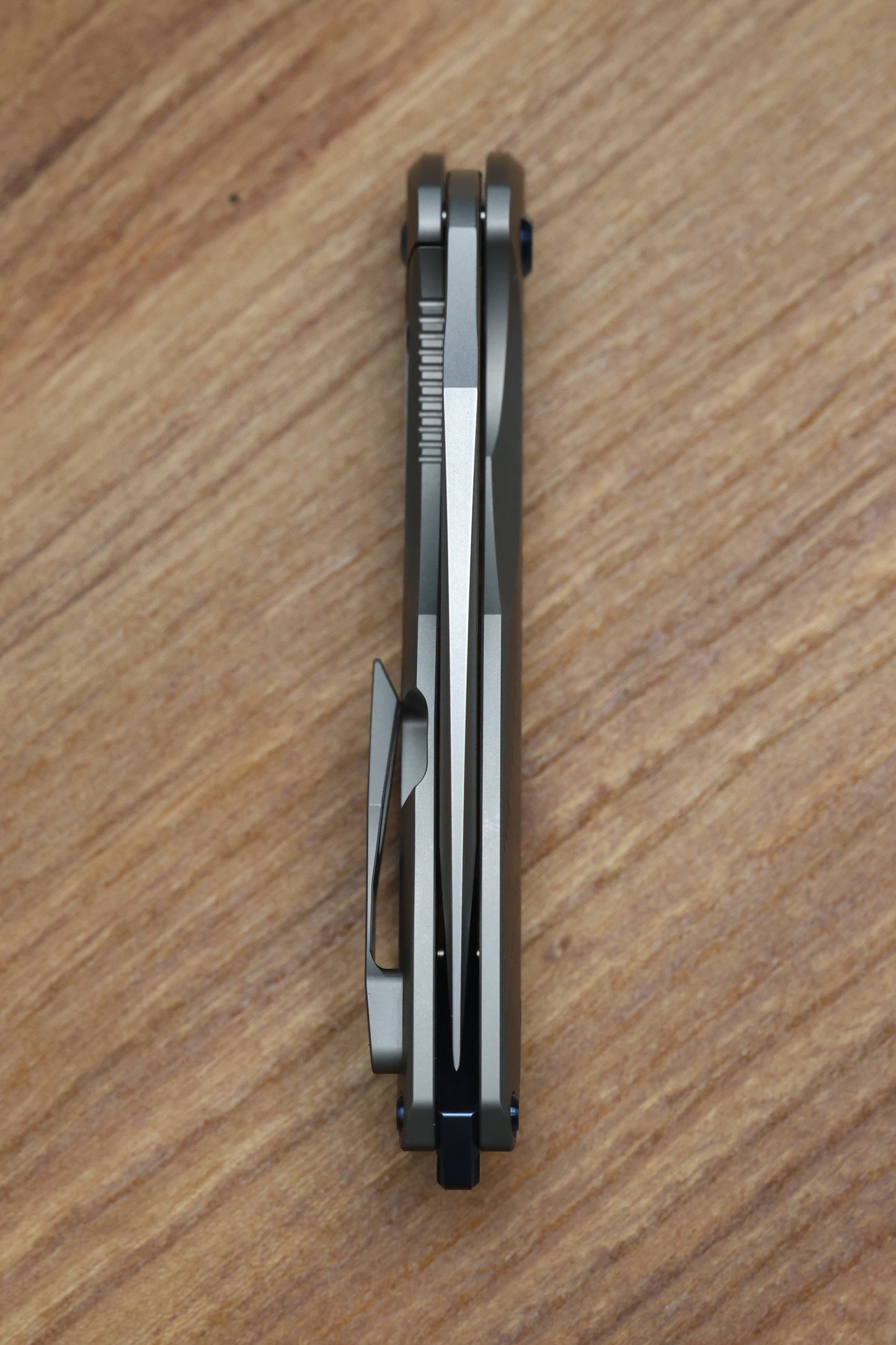 KOENIG KNIVES MINI ARIUS - NON FLIPPER - PATTERNED TITANIUM HANDLE - BLUE HARDWARE - BURNISHED W/ POLISHED FLATS M390 BLADE