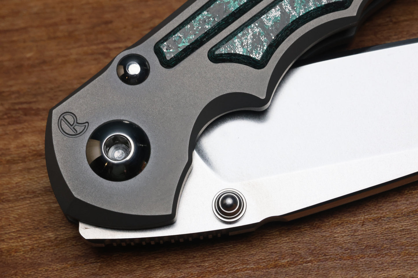 CHRIS REEVE SMALL INKOSI - TEAL MAGNETIC CARBOTI INLAY - DROP POINT CPM MAGNACUT BLADE - MIM CLIP