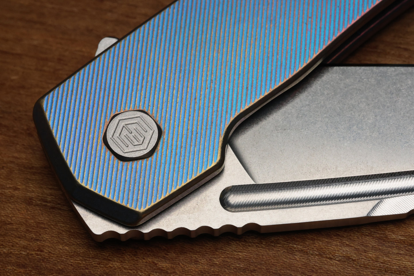 MACHINEWISE MOJAVE #608 - DISTRESSED TEXTURED TITANIUM AND S90V BLADE