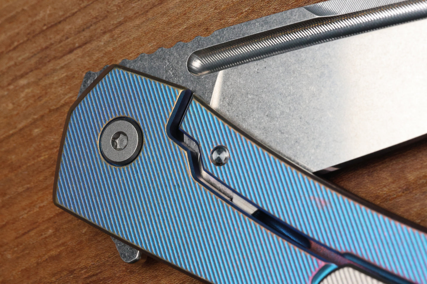 MACHINEWISE MOJAVE #608 - DISTRESSED TEXTURED TITANIUM AND S90V BLADE
