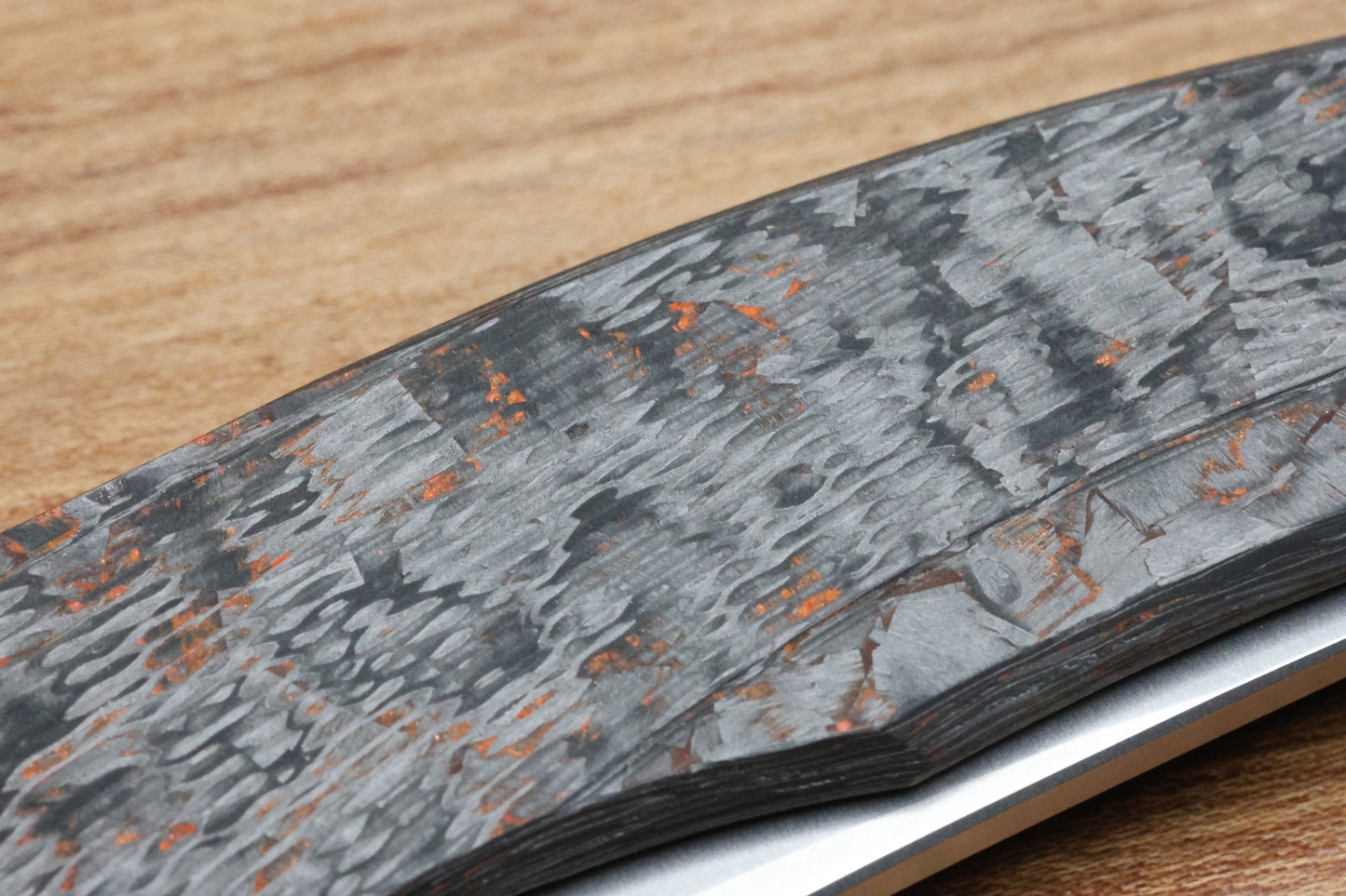 SHIROGOROV KNIVES QUANTIUM HALLOWEEN EDITION - CROMAX PM BLADE - TITANIUM/"HALLOWEEN" TECHNOCARBO W/ LUMINOFOR HANDLE - MRBS