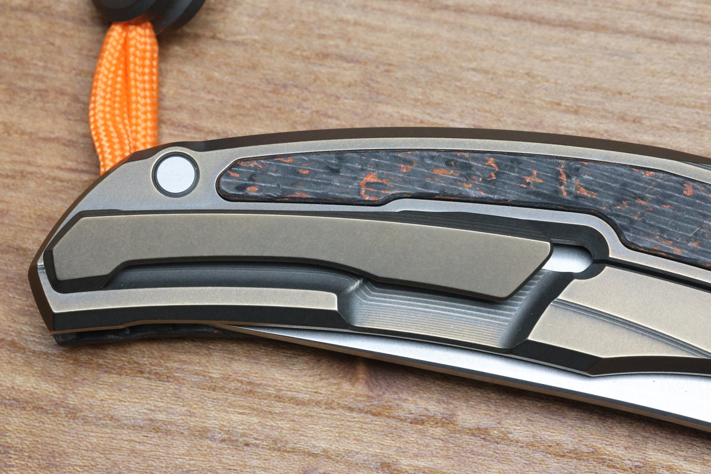 SHIROGOROV KNIVES QUANTIUM HALLOWEEN EDITION - CROMAX PM BLADE - TITANIUM/"HALLOWEEN" TECHNOCARBO W/ LUMINOFOR HANDLE - MRBS