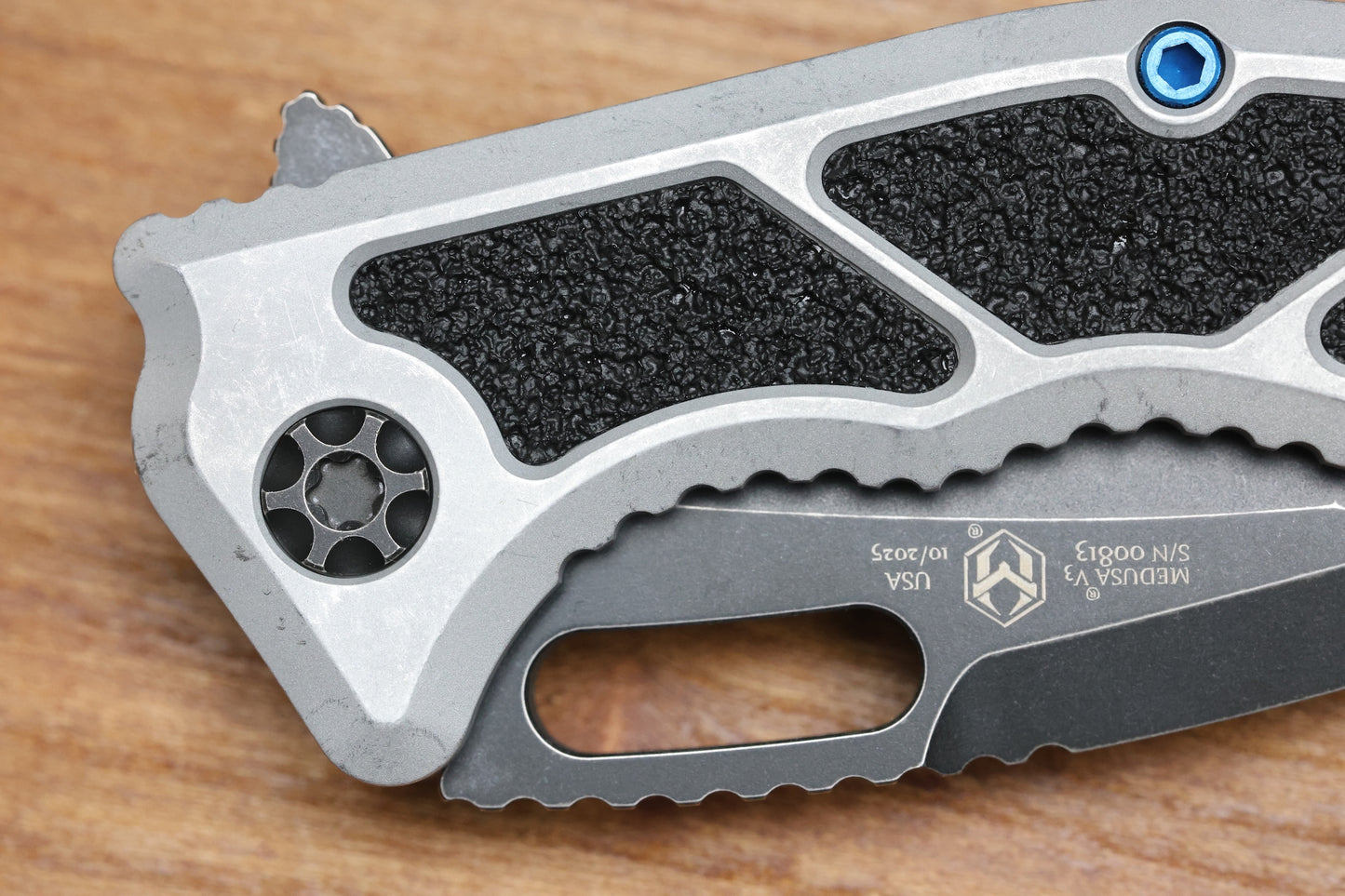 HERETIC KNIVES MEDUSA MANUAL - RECURVE - BATTLE BLACK - BLIZZARDWORN